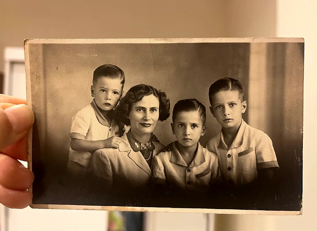 Registro antigo da família de André Matsushita